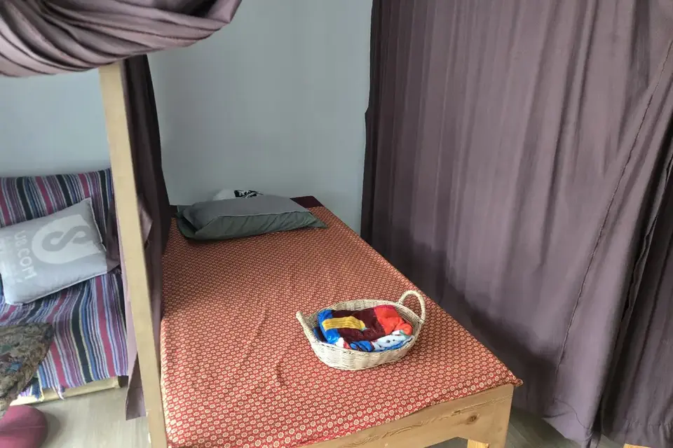 A&A Massage: treatment room