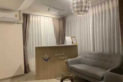 All About Touch Massage: reception