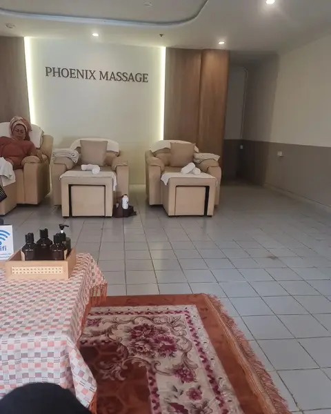 Phoenix Massage: foot massage chairs